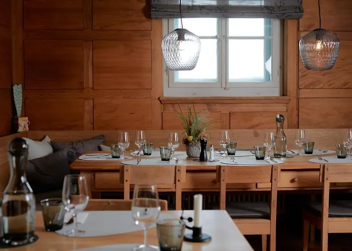 Bio Garni Moeschberg Hotel *